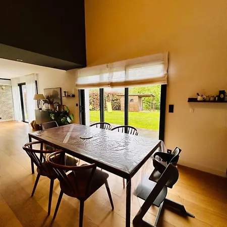 Premium Avec Exterieur Ensoleille
