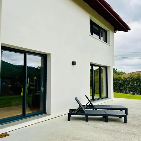 Premium Avec Exterieur Ensoleille Urrugne